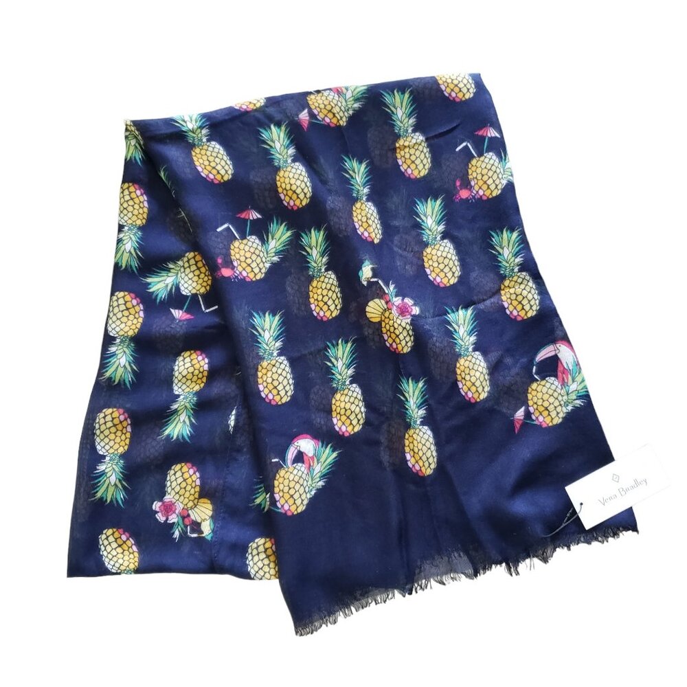 NWT Vera Bradley Pineapple Soft Fringe Scarf